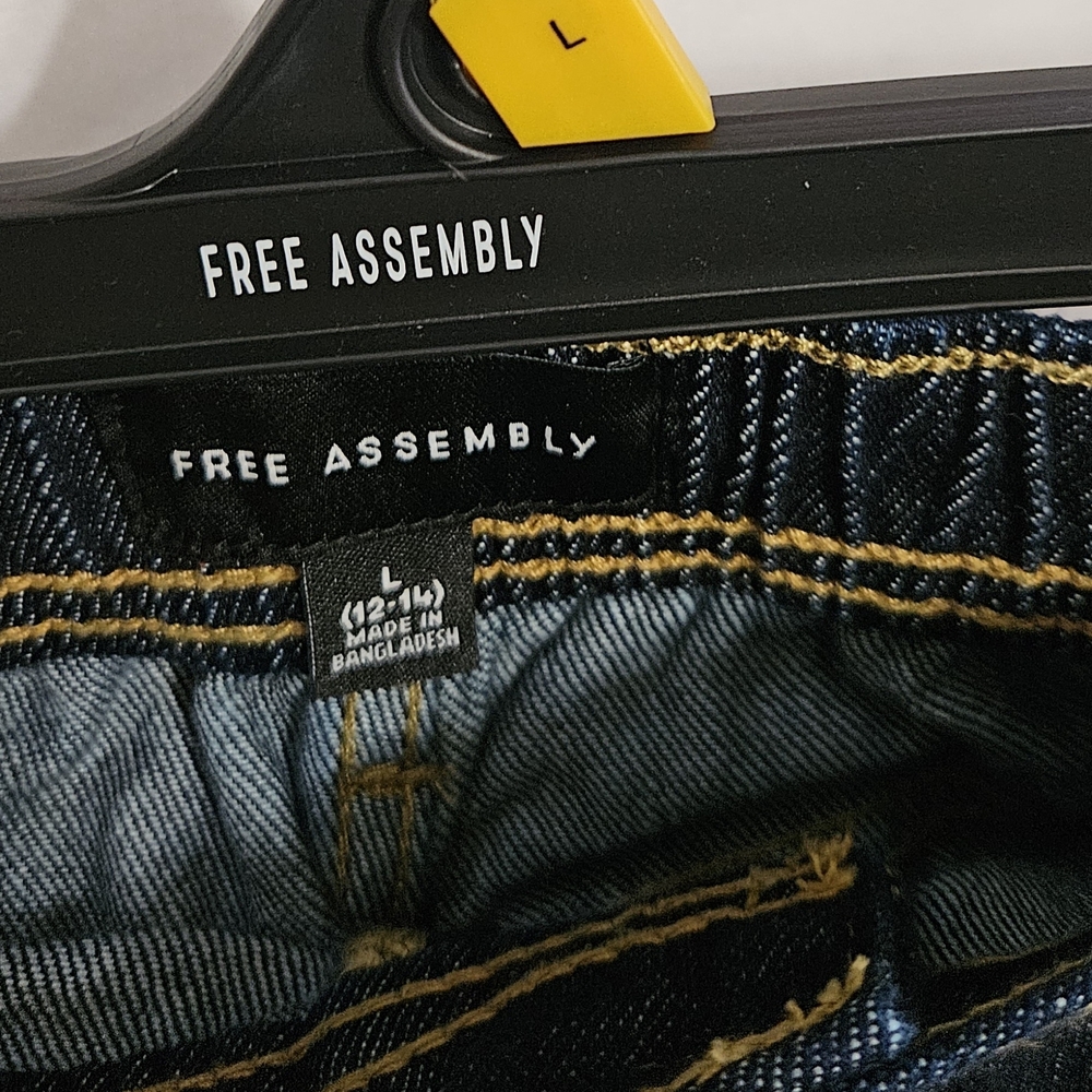 Free Assembly Dark Indigo Utility Straight Leg Jeans Size L, NWT - Picture 6 of 14